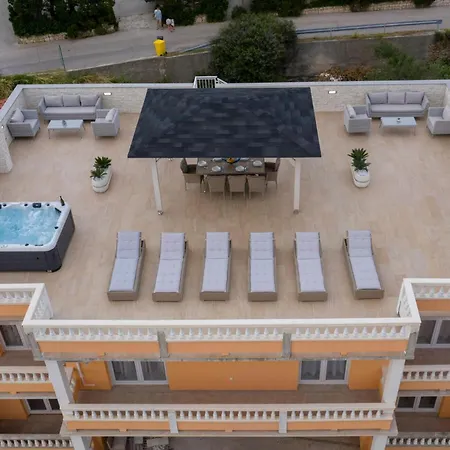 Apartment Beautiful In Rab Barbat With Wifi *
