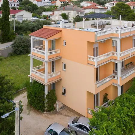 Beautiful In Rab Barbat With Wifi Apartment *