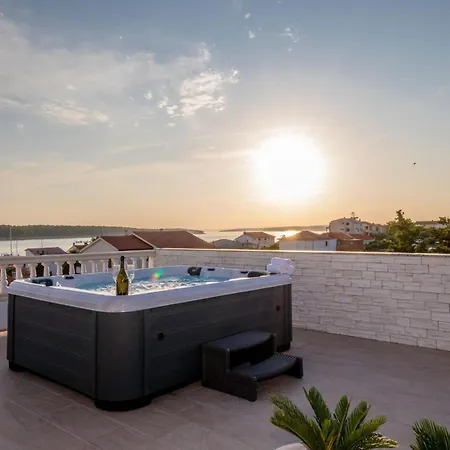 Apartment Beautiful In Rab Barbat With Wifi Barbat na Rabu